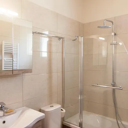 Voula Agios Ioannis * Lefkada City